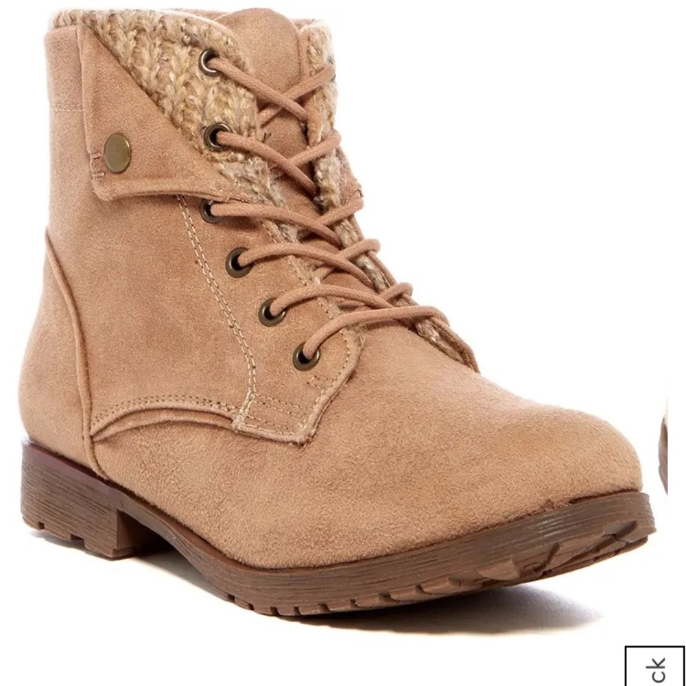 Rock & Candy Tavin ankle boots size 7 in taupe/tan/beige